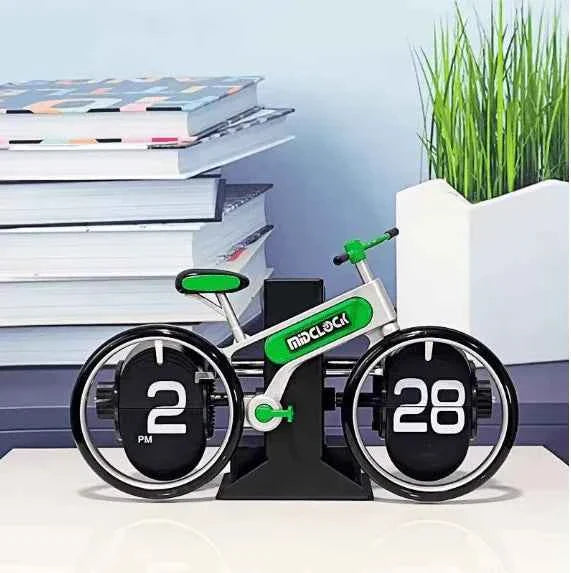 ساعة قلب على شكل دراجة ©